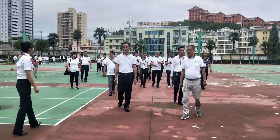愛心助學(xué)，溫情傳遞——貴州公益助學(xué)系列活動